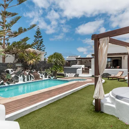 Βίλα Faro Park With Private Pool