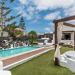 别墅 Faro Park With Private Pool