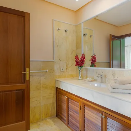 Faro Park With Private Pool Villa *