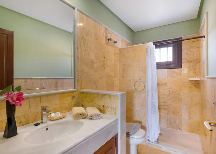 וילה Faro Park With Private Pool *