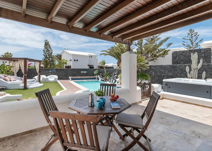 Faro Park With Private Pool וילה